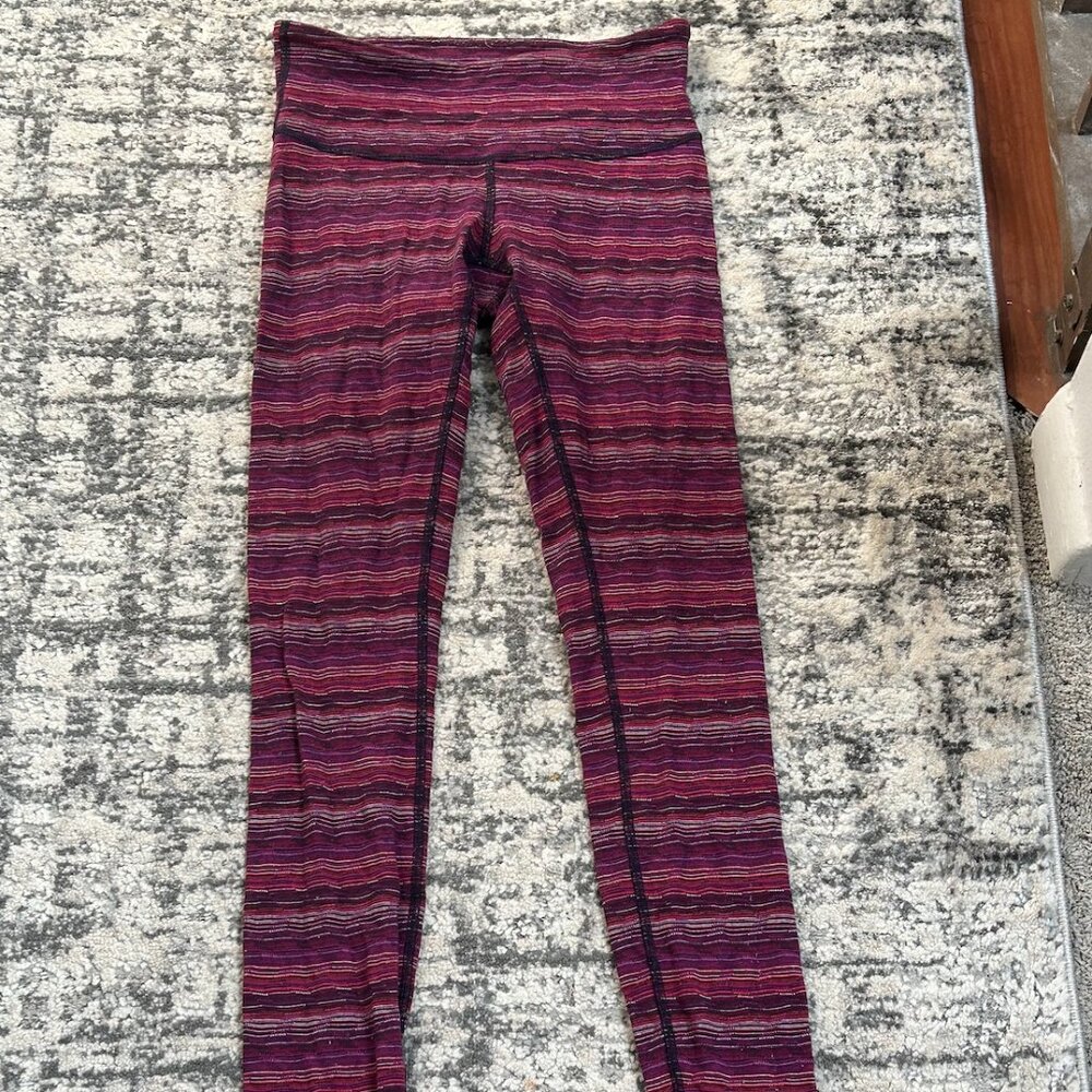 Lululemon Wunder Under Size 4